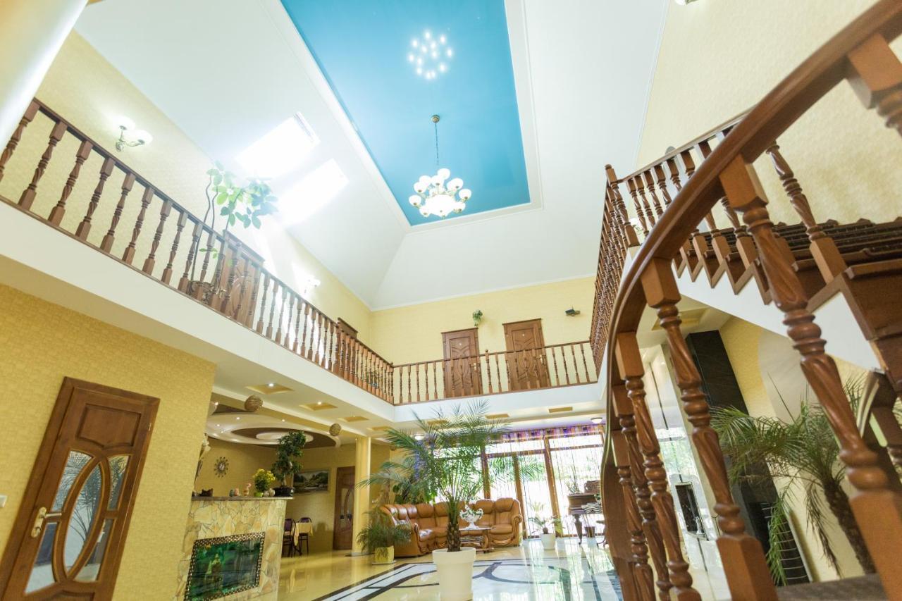 Sunrise Boutique Hotel Berehove (Transcarpathia) Exterior photo